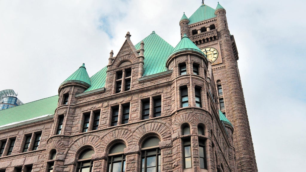 Minneapolis council votes 9-4 to eliminate safety office; Mayor Frey meeting with council members — Owatonna Government news