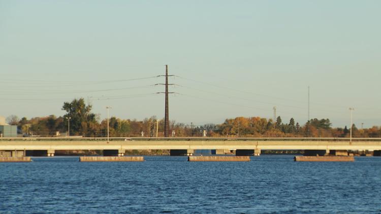 Border communities feel strain as U.S.-Canada trade war disrupts longtime friendship — Owatonna Community news