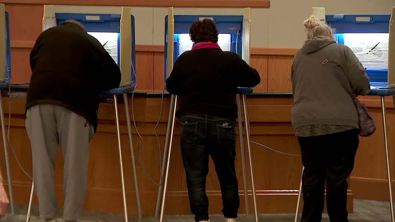 What Minnesota's early voting surge does and doesn't mean yet — Owatonna Community news